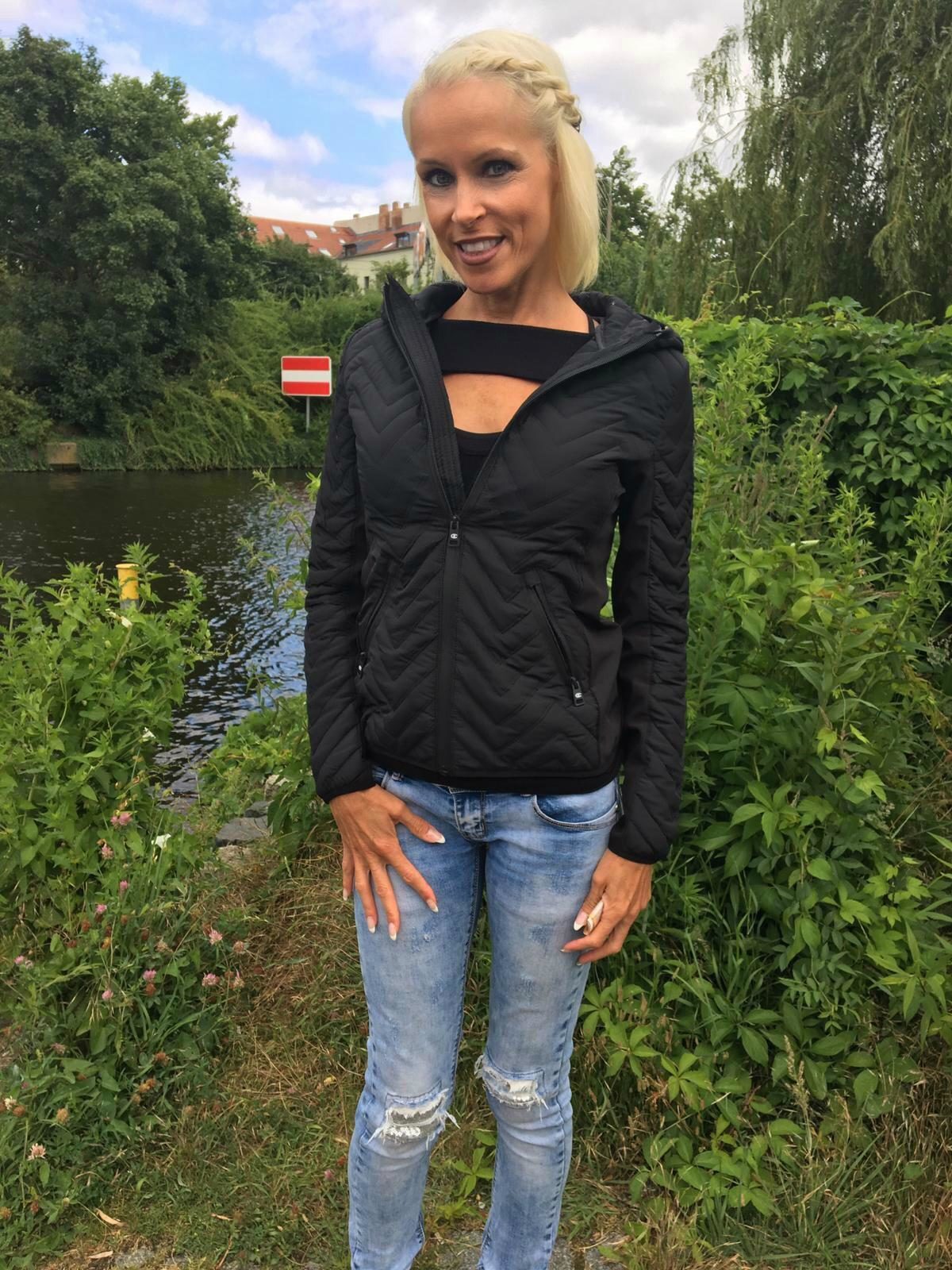 German Scout Sophie Logan Porno